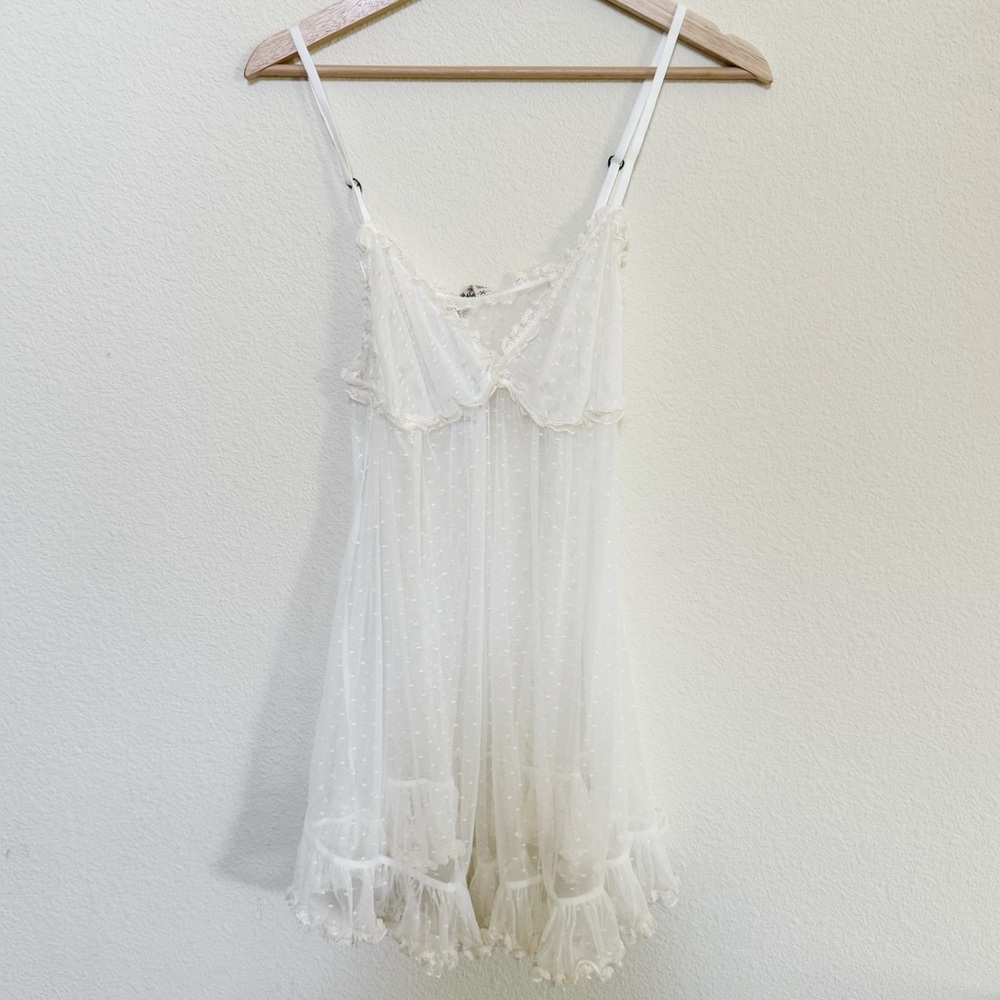 Free People Intimately Ivory Elegant White Lace Chemise Slip